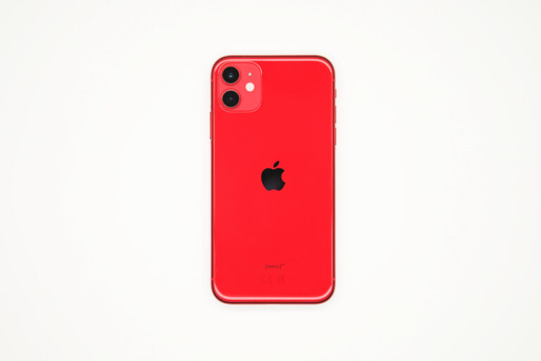 Begagnad iPhone 11 64gb röd