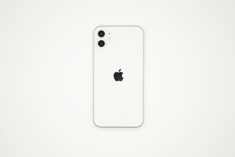 Begagnad iphone 1 vit